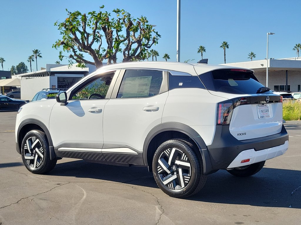 New 2026 Nissan Kicks SV FWD image 2