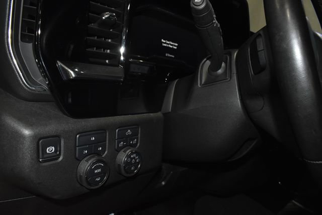 Used 2025 Chevrolet Silverado 2500 LT w/ Convenience Package image 27