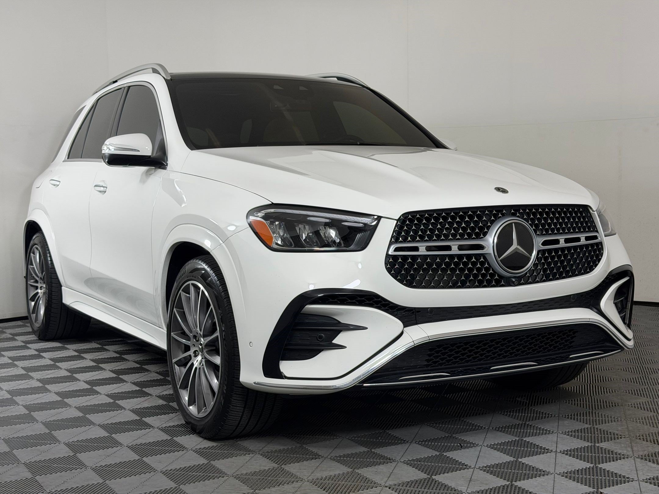 Used 2024 Mercedes-Benz GLE 580 4MATIC image 7