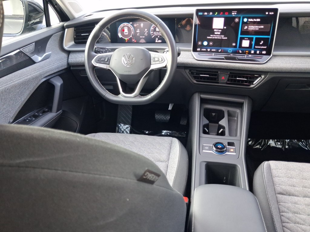 Used 2026 Volkswagen Tiguan S FWD image 17