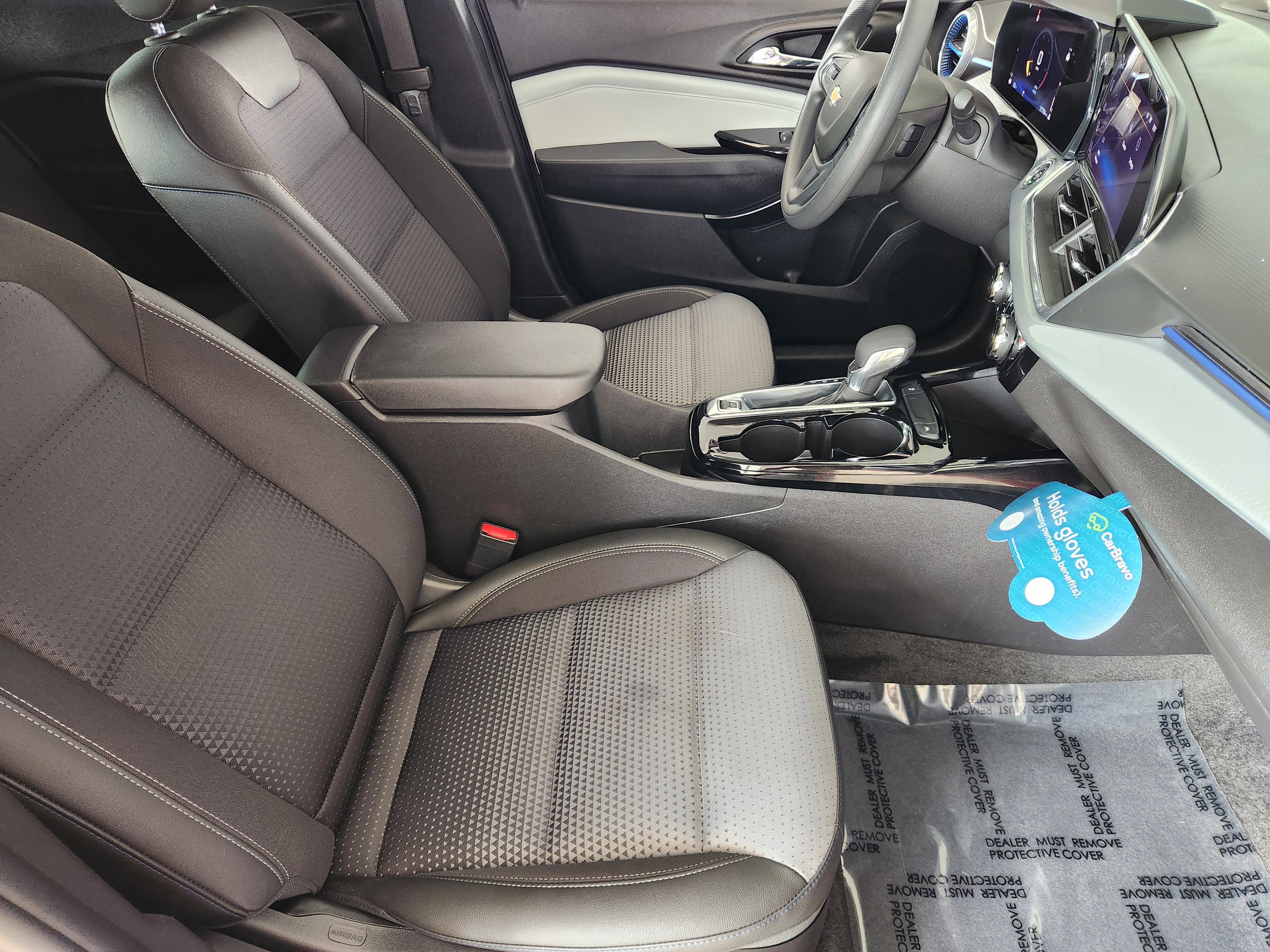 Certified 2025 Chevrolet Trax LT image 15