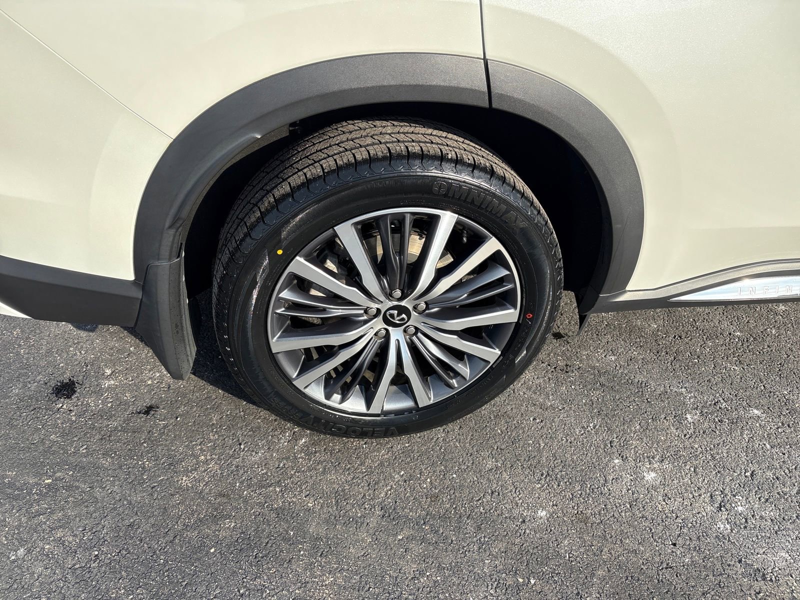 Certified 2023 INFINITI QX60 Autograph w/ Cargo Package image 31