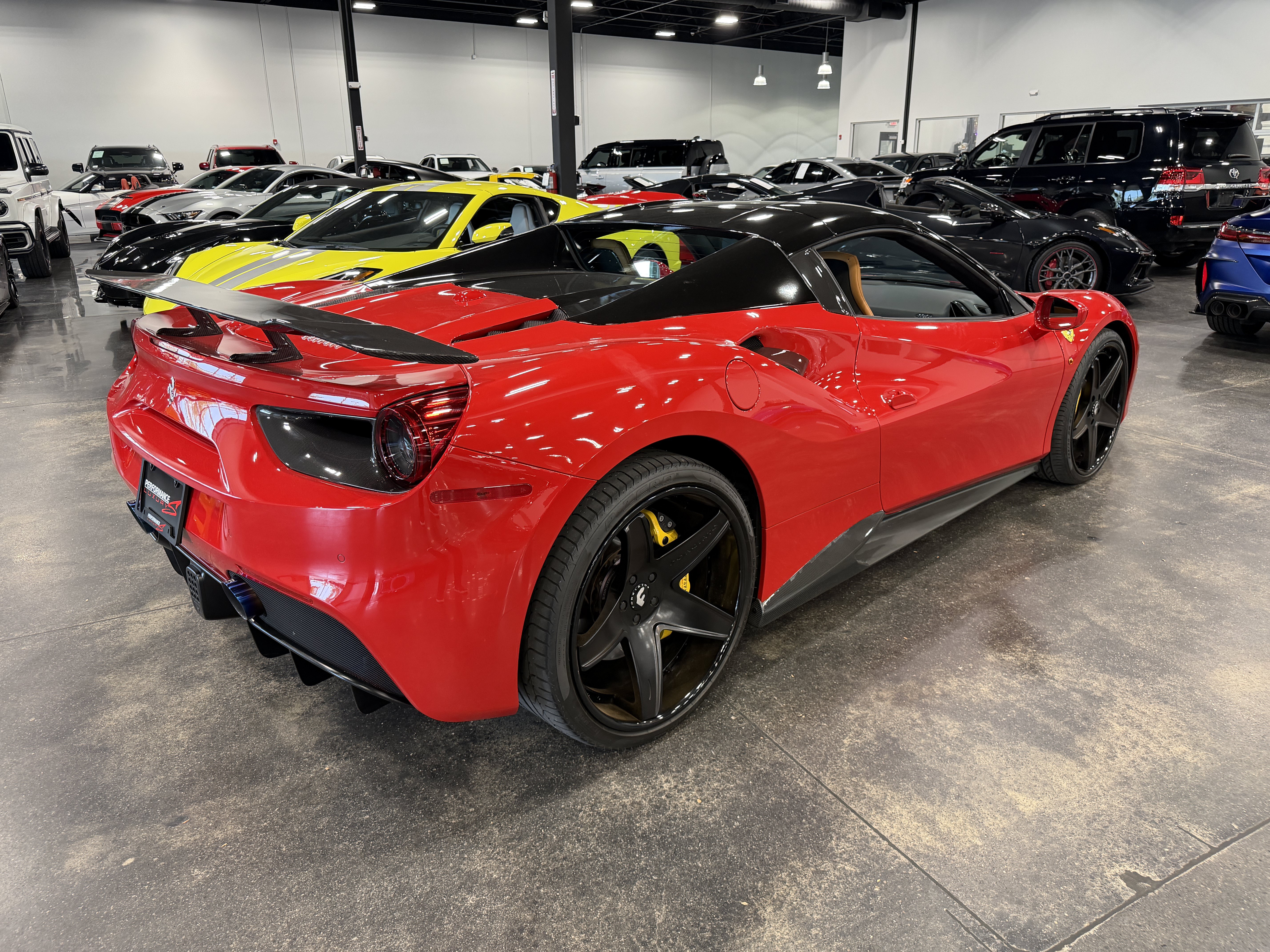 Used 2019 Ferrari 488 Spider RWD image 9