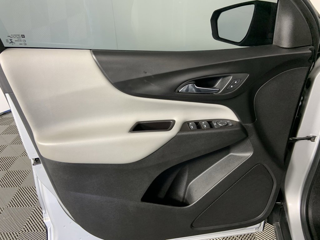 Used 2021 Chevrolet Equinox LS w/ LS Convenience Package image 20
