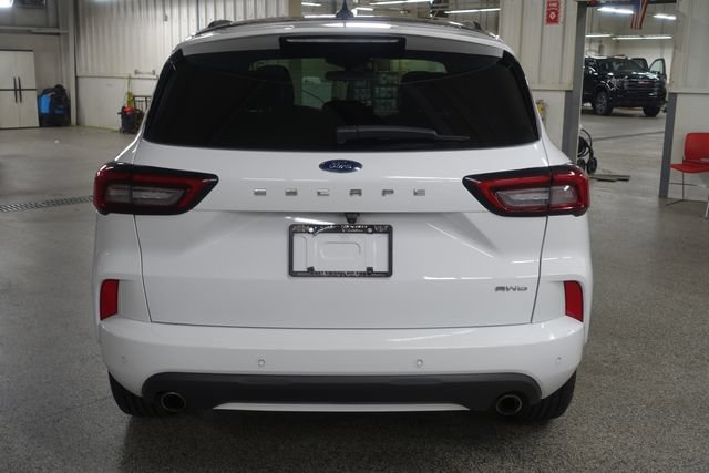 Used 2023 Ford Escape ST-Line w/ Tech Pack #1 AWD/4WD image 6