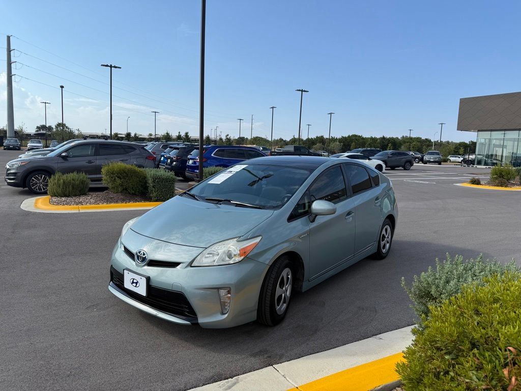 Used 2012 Toyota Prius Four w/ Deluxe Solar Roof Pkg FWD image 6