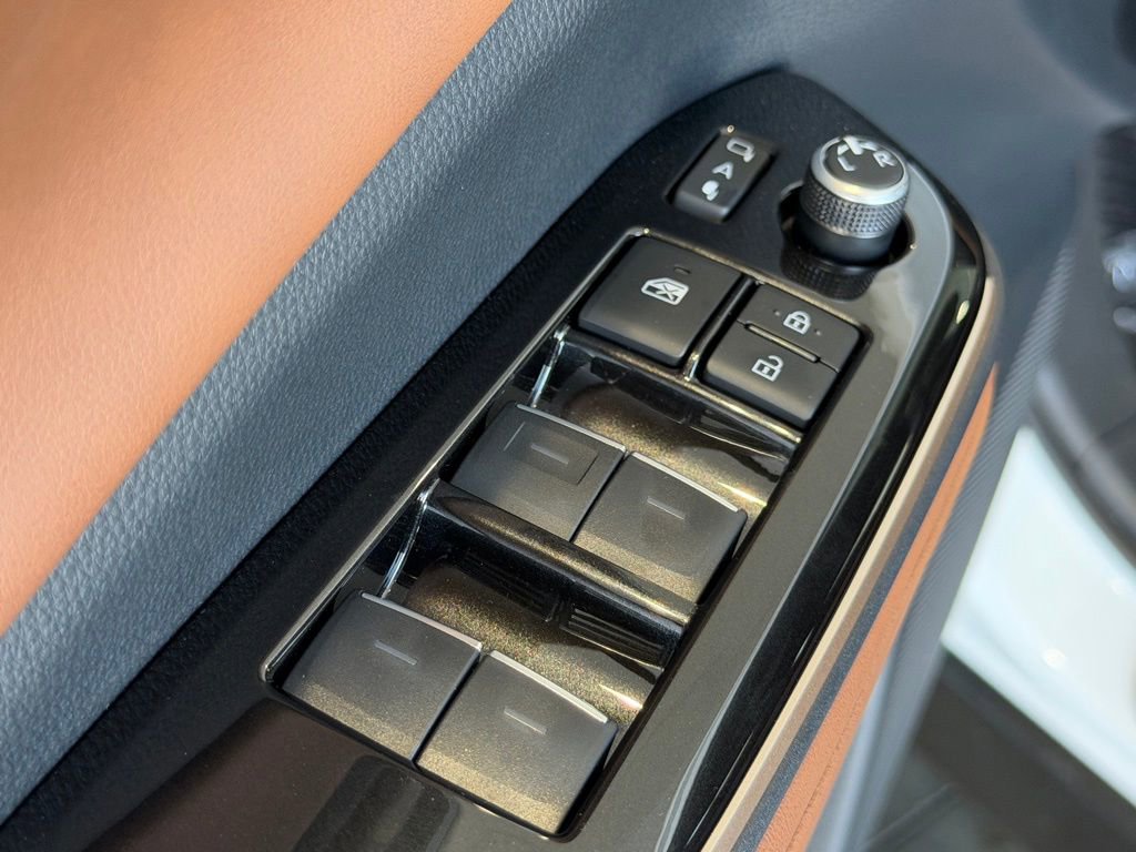 New 2026 Toyota Crown Signia AWD/4WD image 16