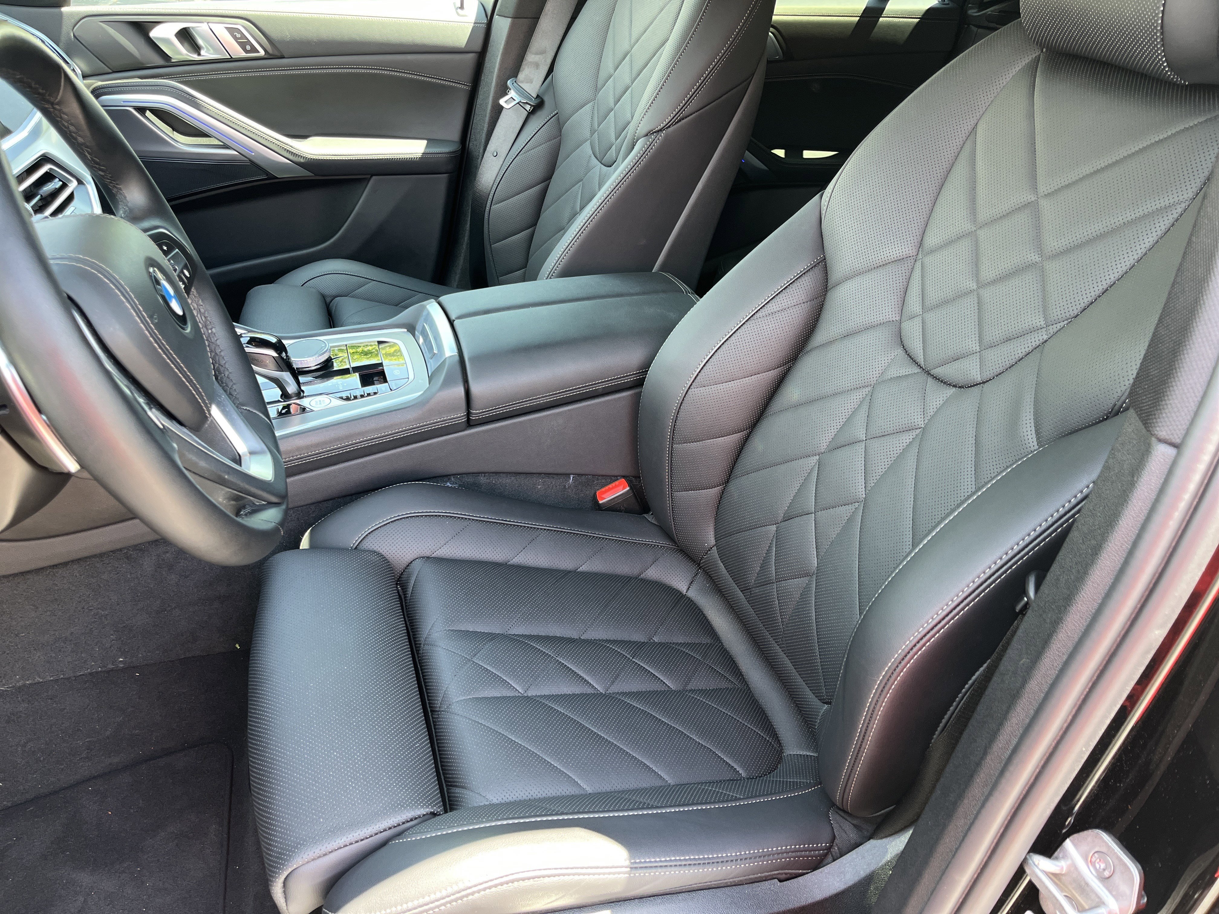 Used 2023 BMW X6 xDrive40i w/ Premium Package AWD/4WD image 16