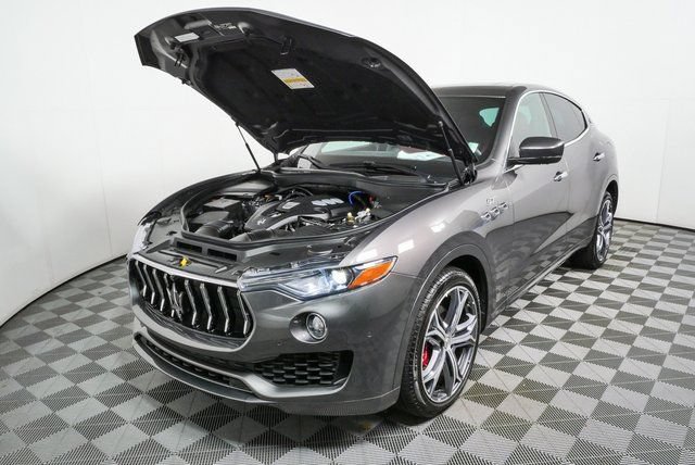 Certified 2023 Maserati Levante GT AWD/4WD image 34