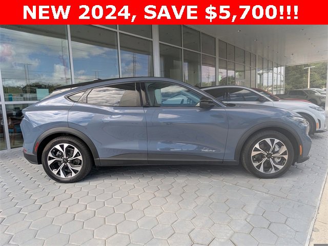 New 2024 Ford Mustang Mach-E Select image 14