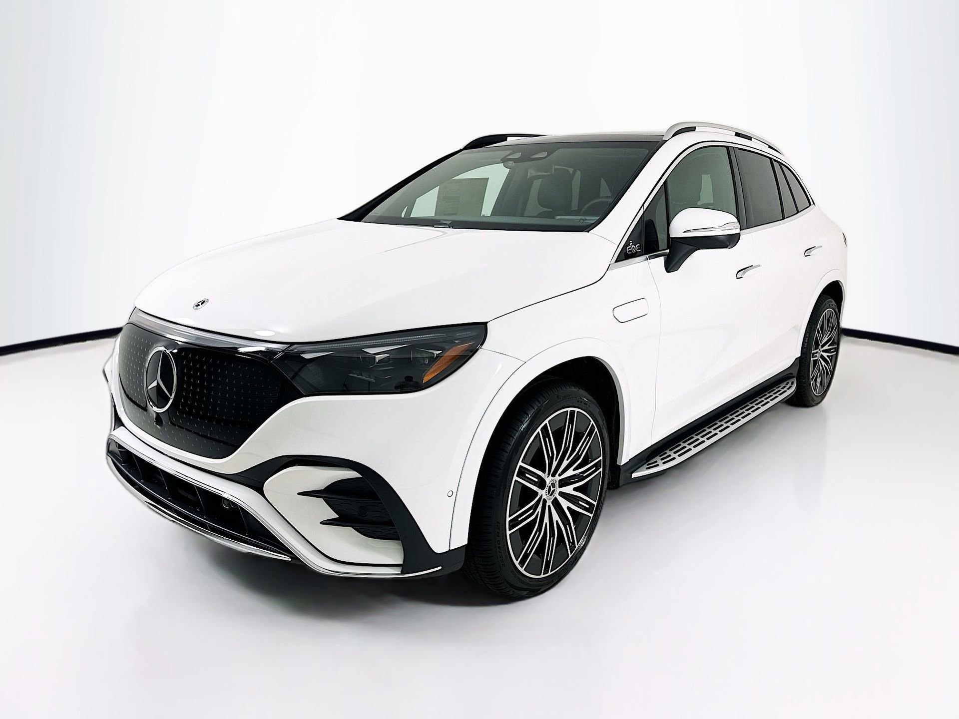 New 2026 Mercedes-Benz EQE 320 4MATIC SUV image 3