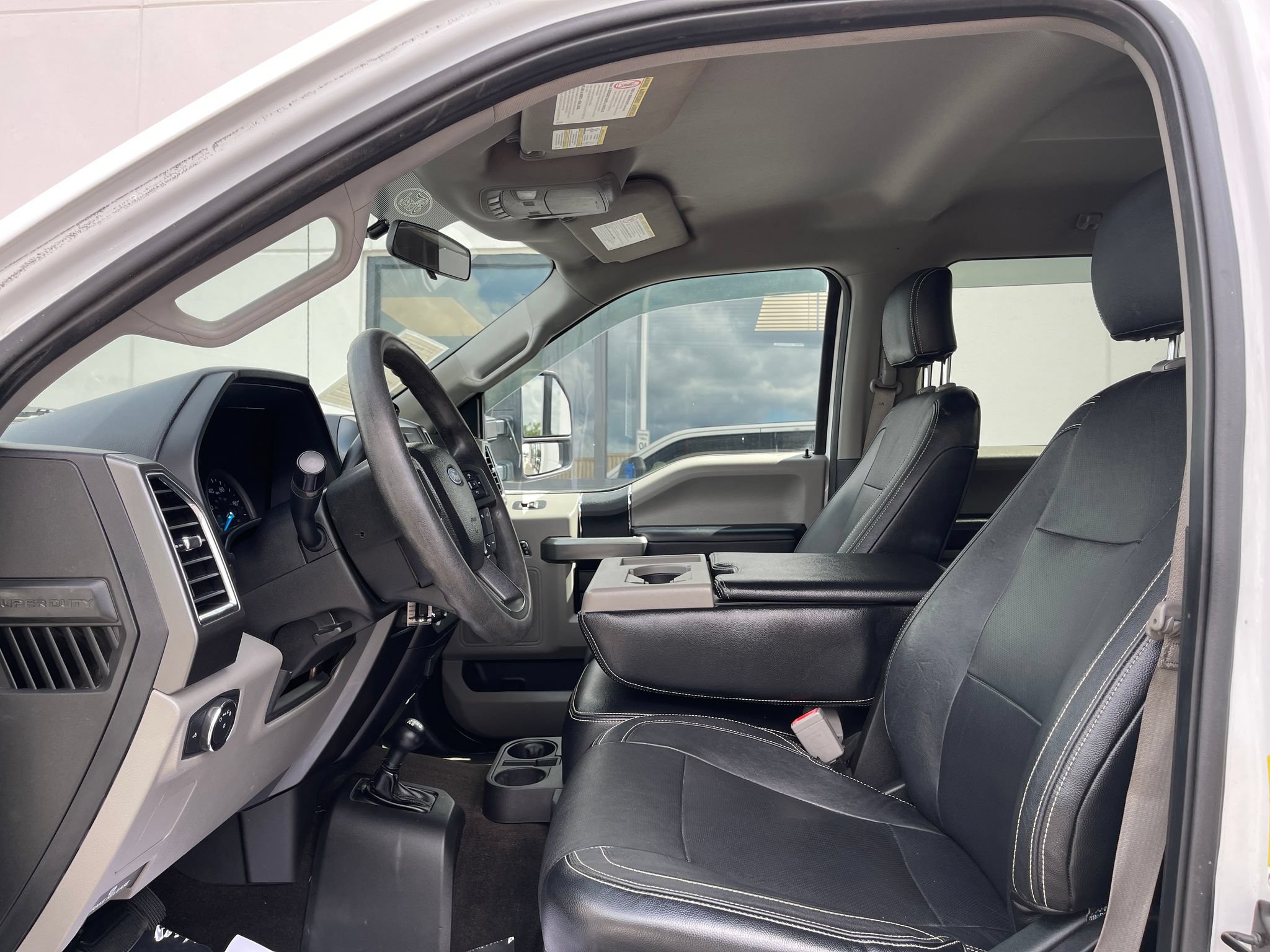 Used 2017 Ford F250 XLT AWD/4WD image 9