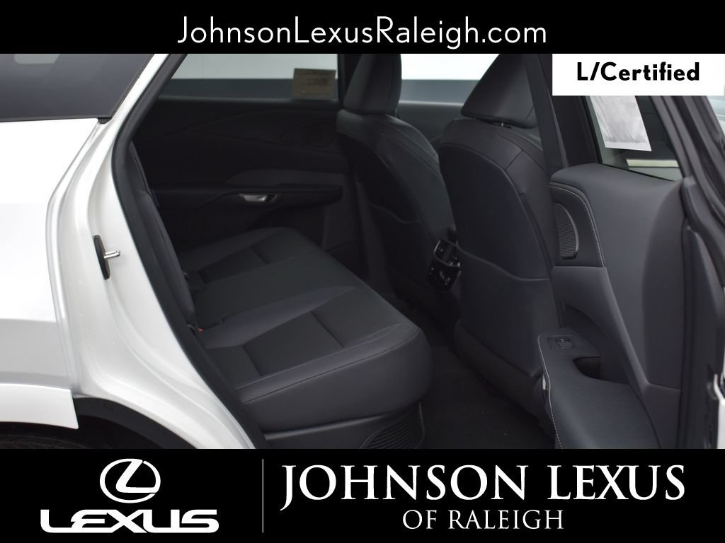 Used 2025 Lexus RX 350h w/ Accessory Package AWD/4WD image 10