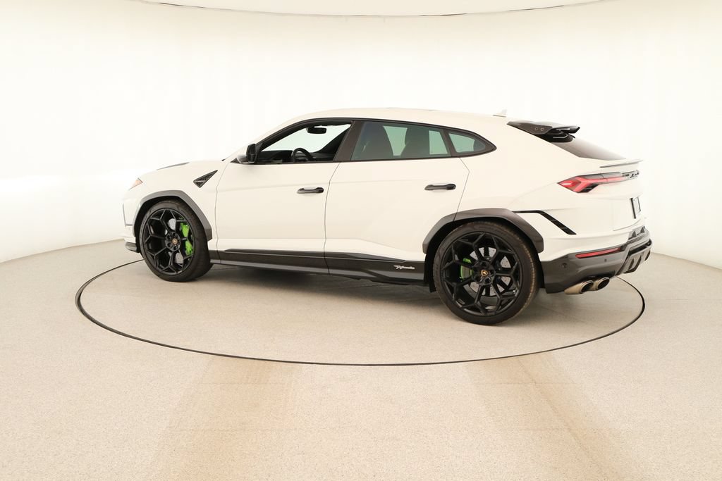 Used 2023 Lamborghini Urus Performante AWD/4WD image 3