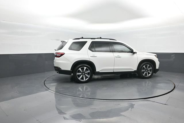 Used 2024 Honda Pilot Elite image 8