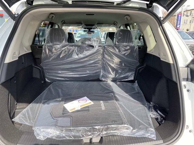 New 2026 Nissan Rogue SV w/ Cold Weather Package AWD/4WD image 5