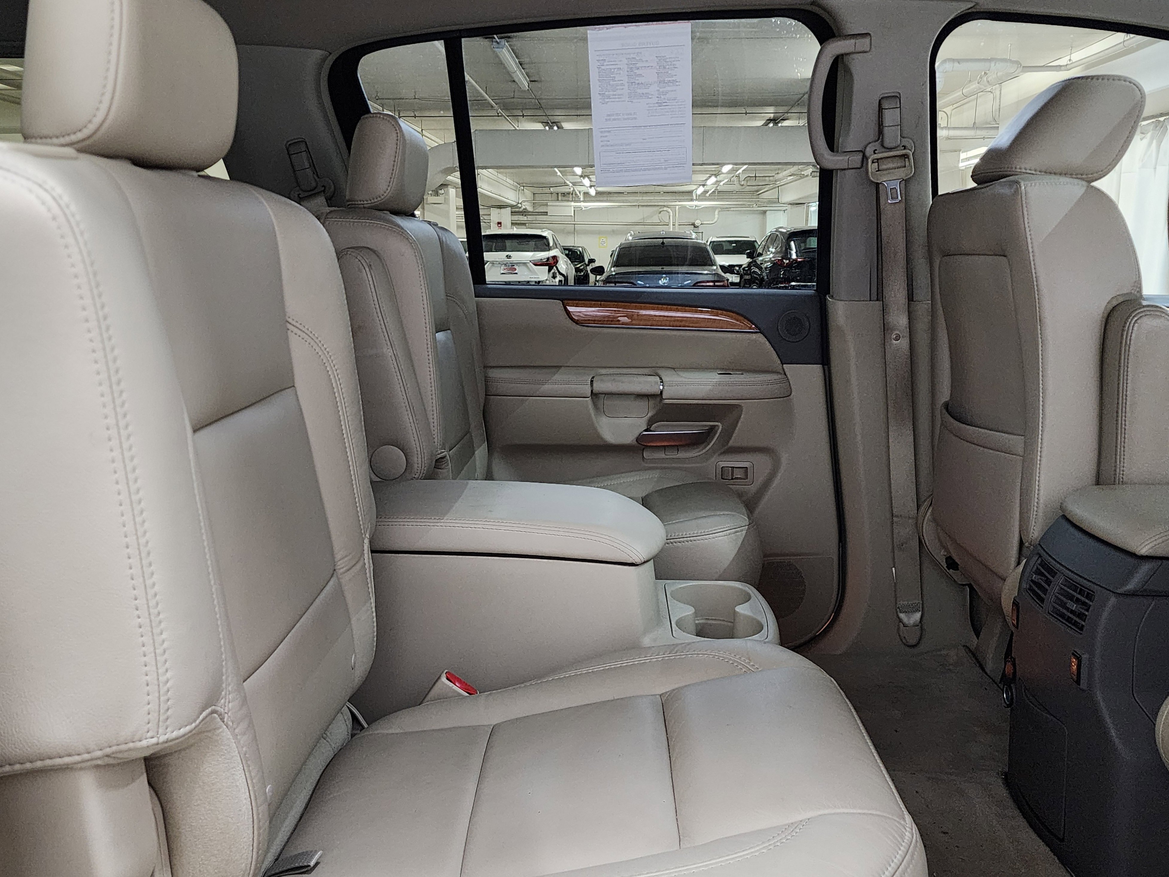 Used 2010 INFINITI QX56 4WD image 21