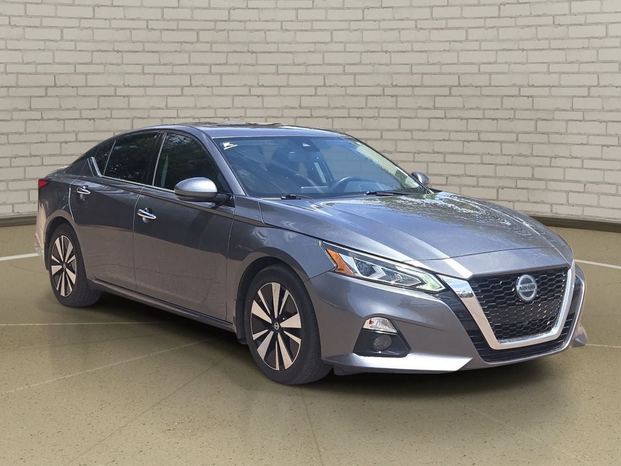 Used 2020 Nissan Altima 2.5 SV FWD image 3