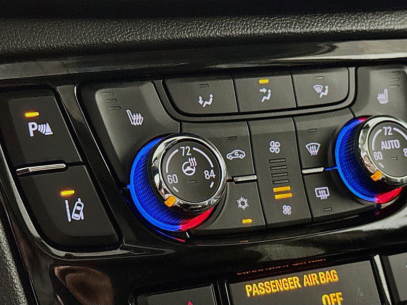 Used 2020 Buick Encore Essence w/ Experience Buick Package AWD/4WD image 22