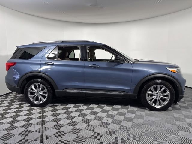 Used 2021 Ford Explorer Limited w/ Equipment Group 301A image 9