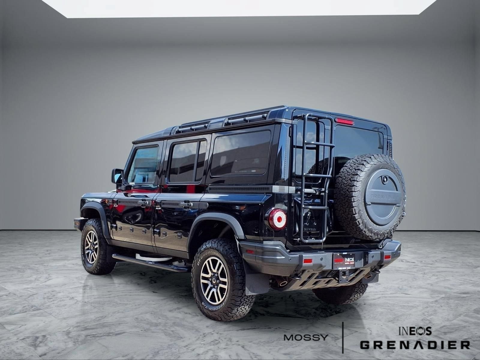 Used 2025 INEOS Grenadier Station Wagon AWD/4WD image 2