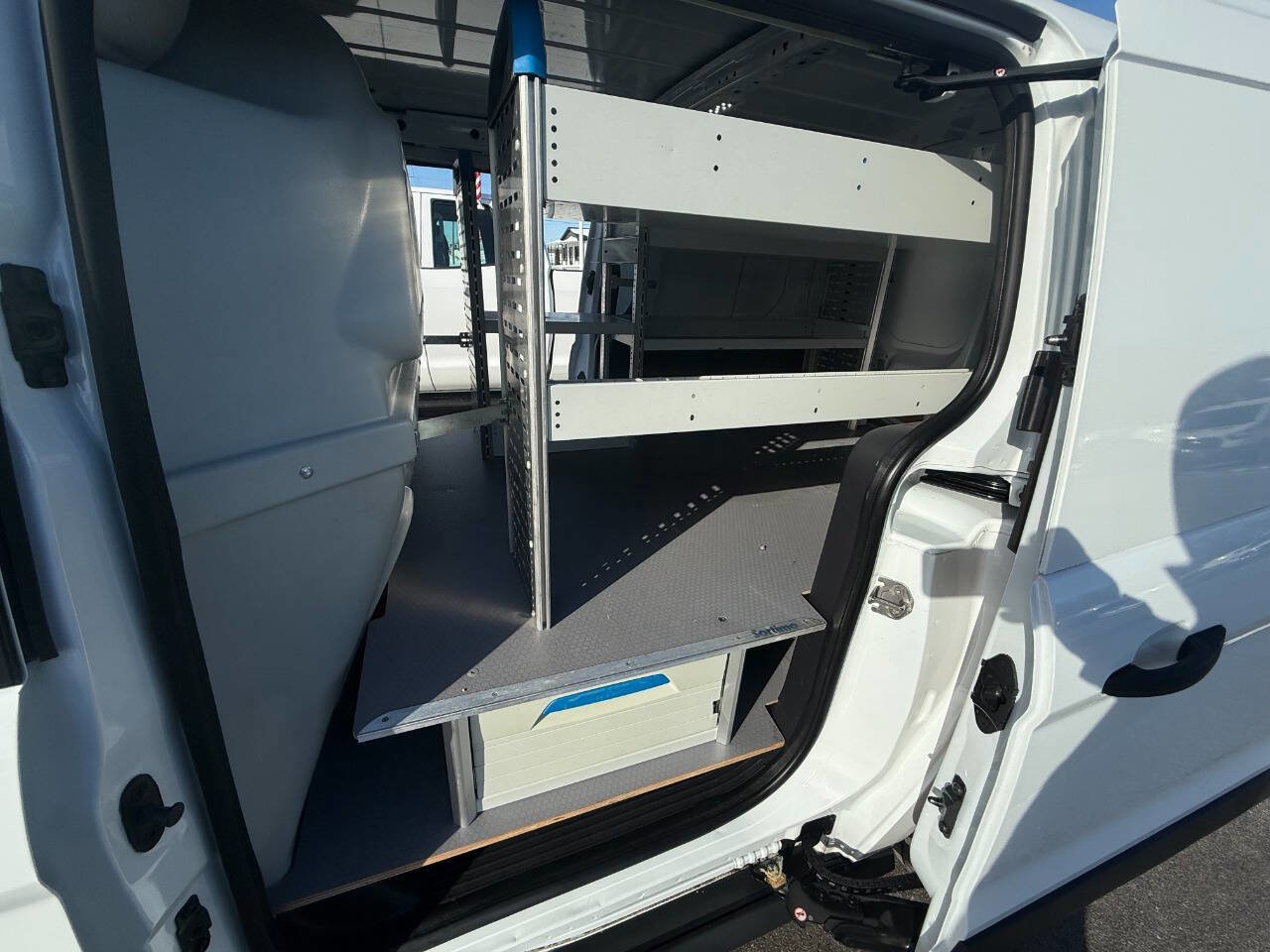 Used 2015 Ford Transit Connect XL image 15