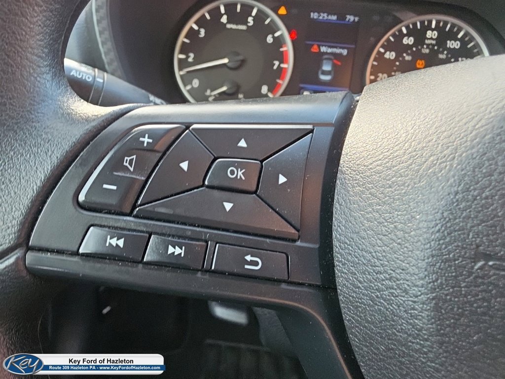 Used 2025 Nissan Sentra S FWD image 22