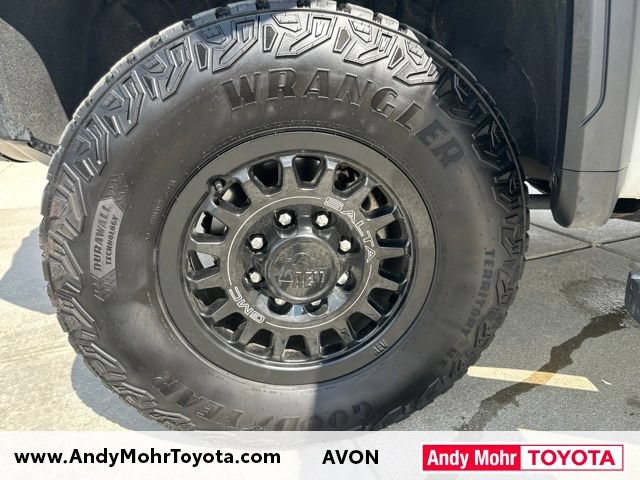 Used 2025 GMC Sierra 2500 AT4X w/ AT4X AEV Edition AWD/4WD image 45