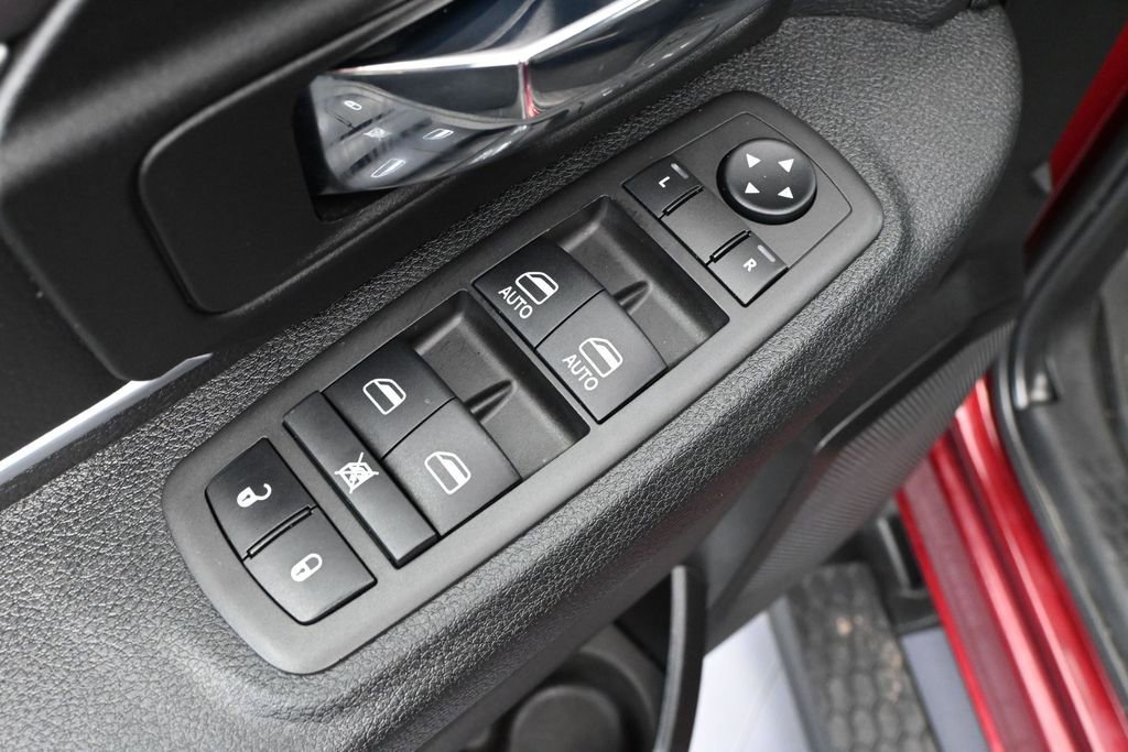 Used 2023 RAM 1500 Classic Warlock AWD/4WD image 23
