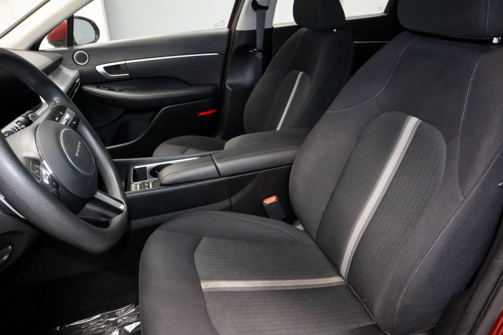 Used 2025 Hyundai Sonata SEL FWD image 24