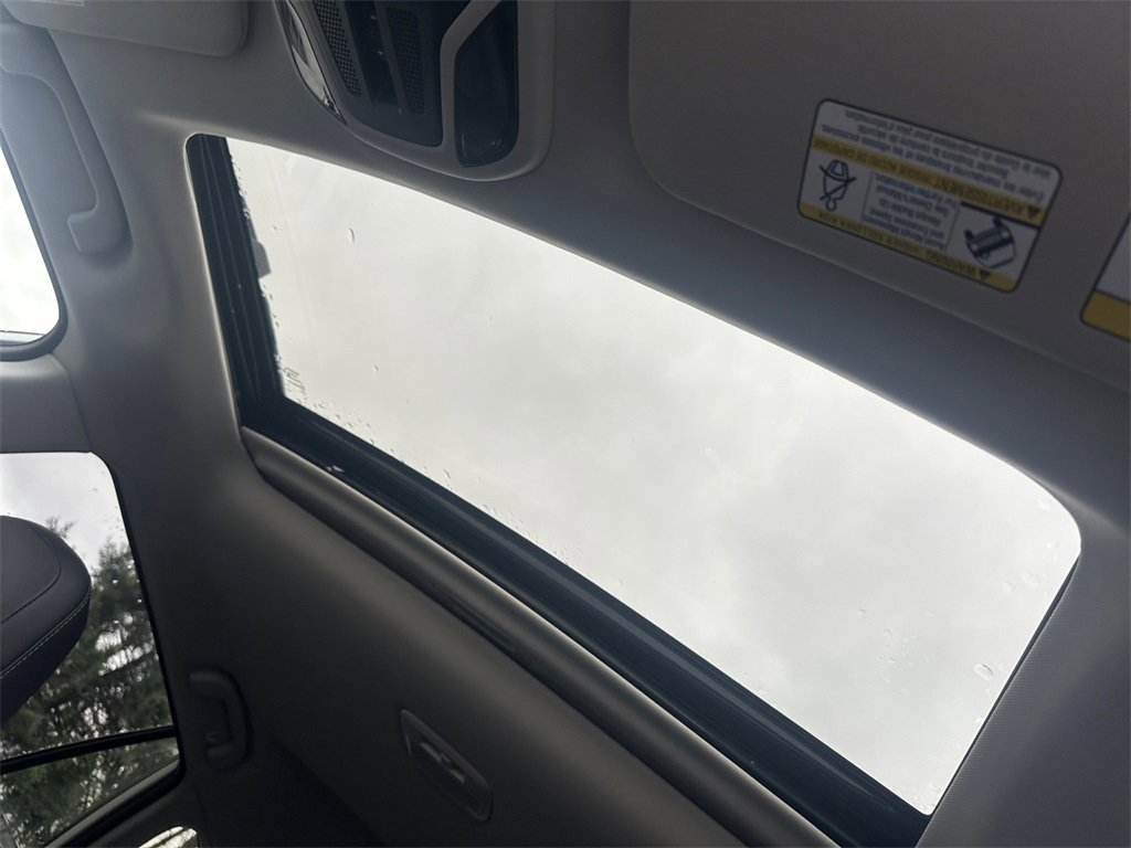 Certified 2025 Subaru Outback Limited image 21