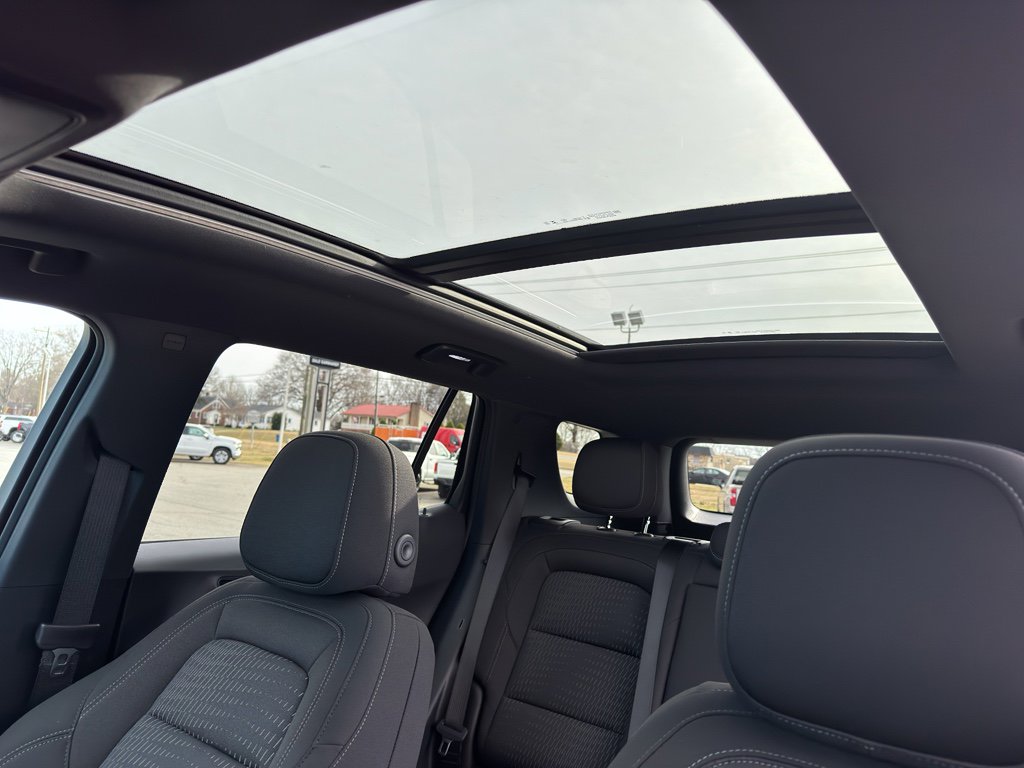 New 2026 Chevrolet Equinox LT w/ Midnight Edition image 23