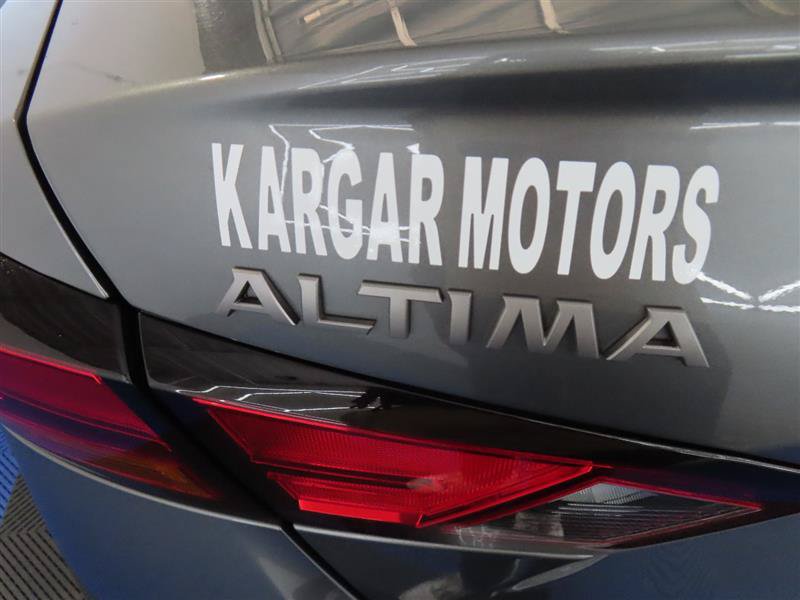 Used 2024 Nissan Altima 2.5 S FWD image 9
