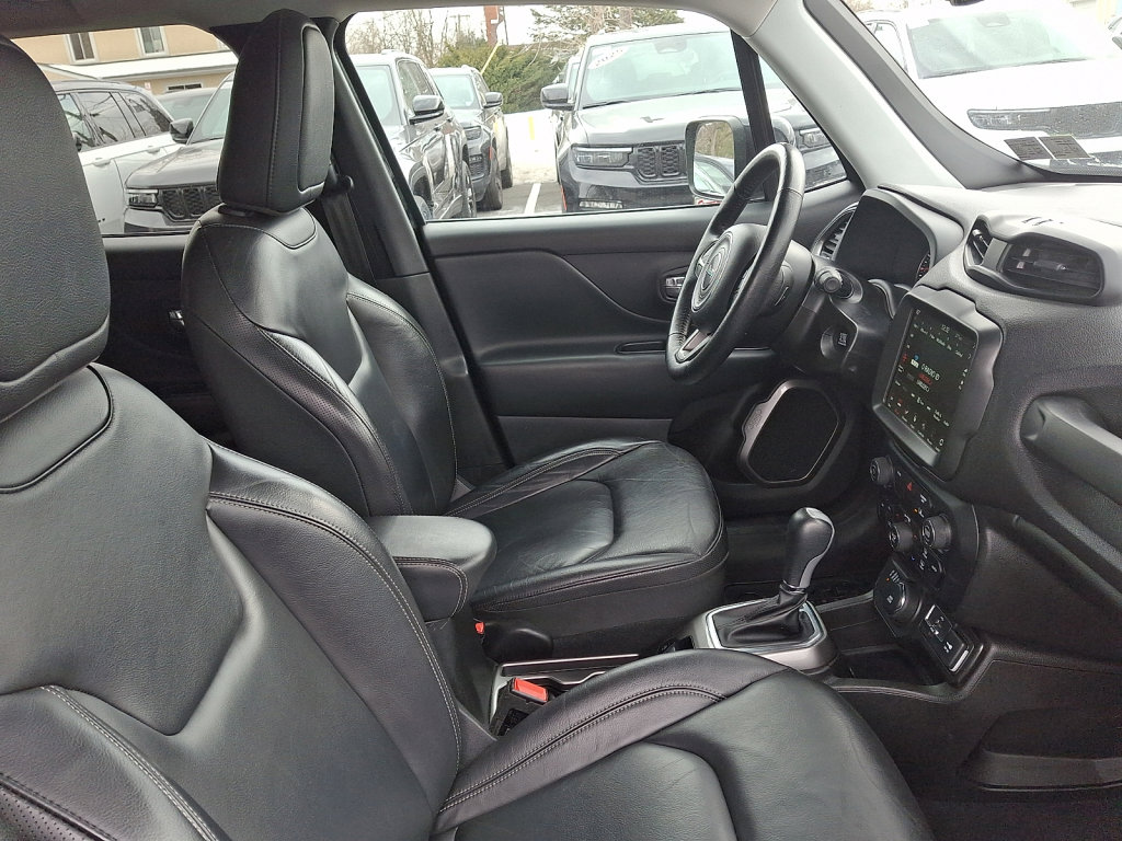 Used 2022 Jeep Renegade Limited image 11