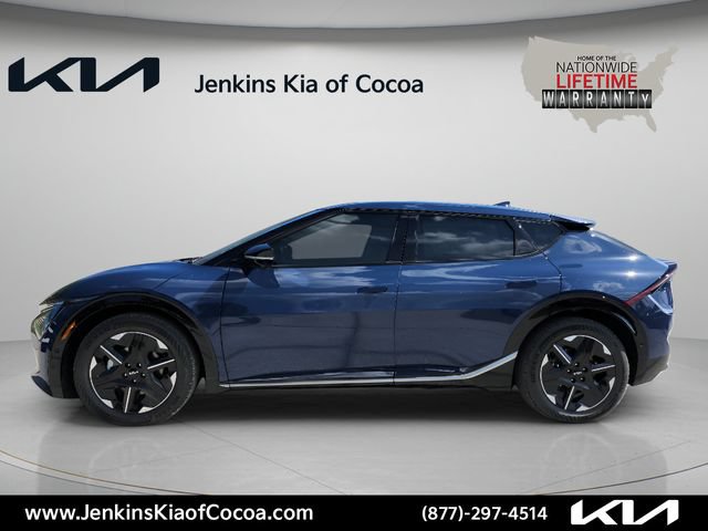 New 2026 Kia EV6 Wind RWD image 9