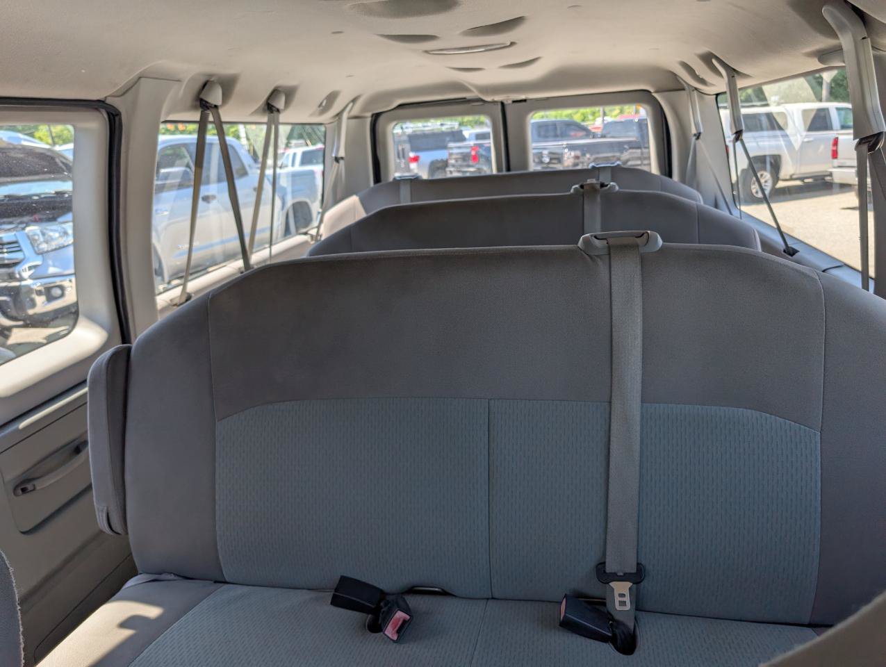 Used 2013 Ford E-350 and Econoline 350 XLT RWD image 19