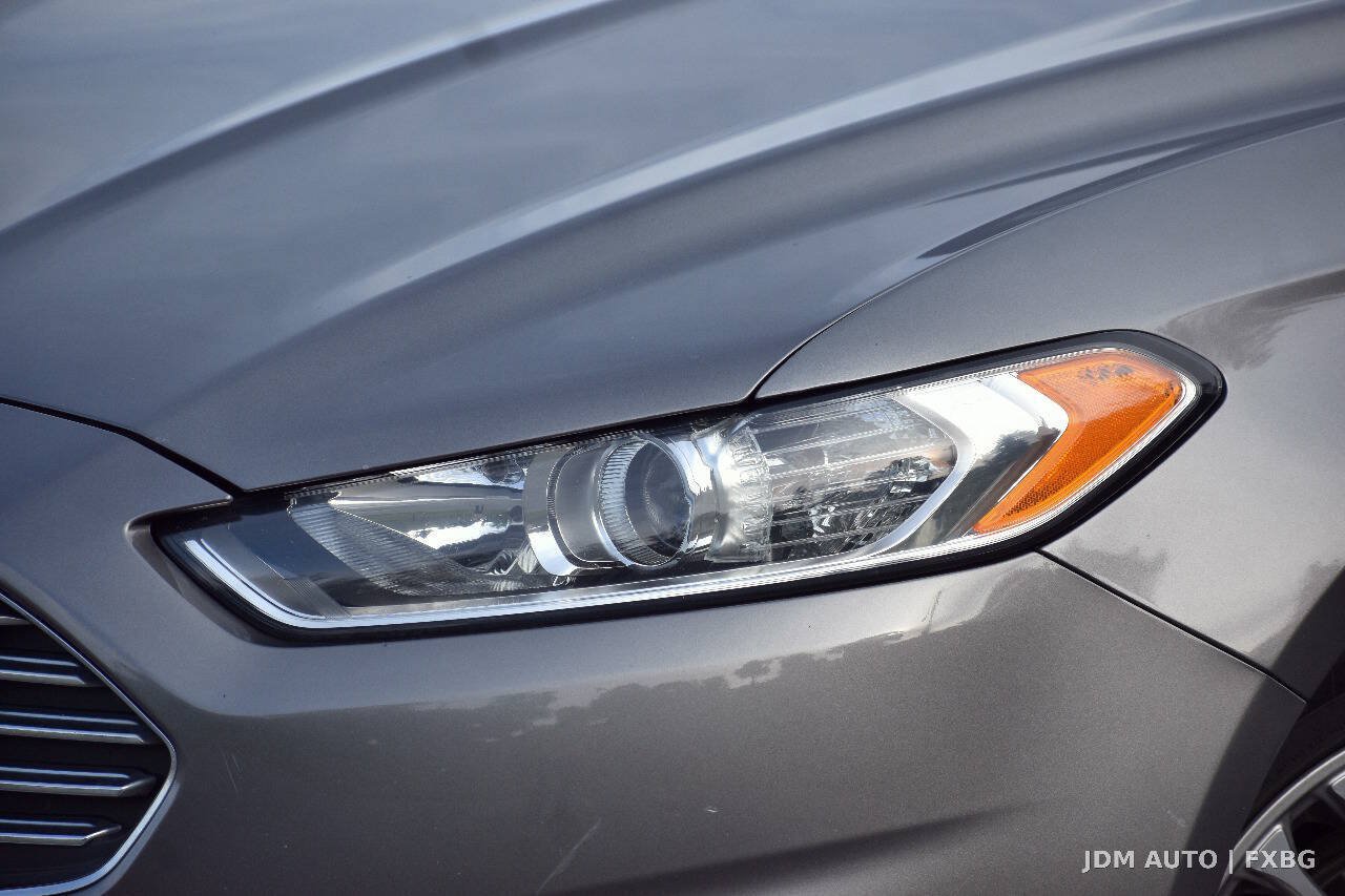 Used 2014 Ford Fusion Titanium FWD image 40