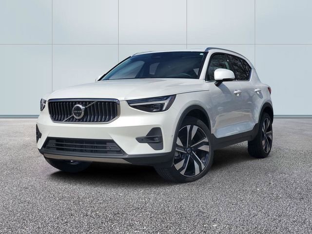Certified 2025 Volvo XC40 B5 Ultra w/ Protection Package Premier AWD/4WD image 1