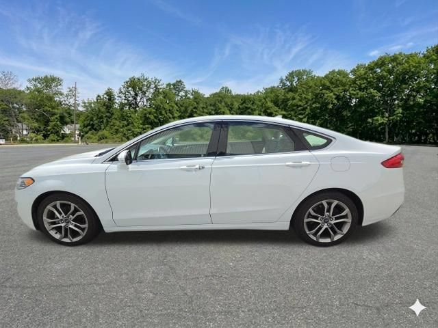 Used 2019 Ford Fusion SEL FWD image 9