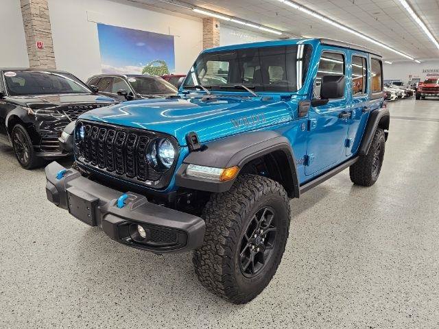 Used 2024 Jeep Wrangler Unlimited AWD/4WD image 2
