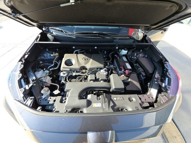 Used 2025 Toyota RAV4 LE FWD image 27