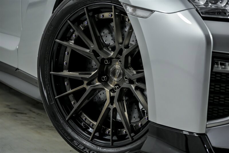 Used 2020 Nissan GT-R Premium AWD/4WD image 4