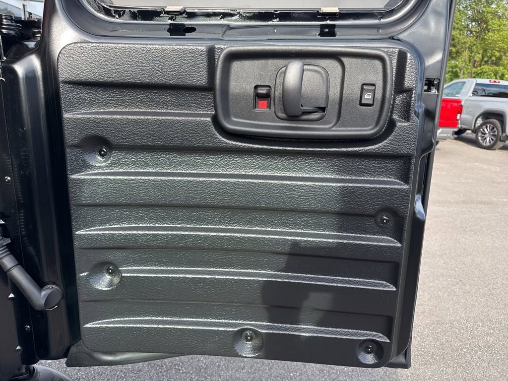 New 2025 Chevrolet Express 2500 w/ Driver Convenience Package image 26
