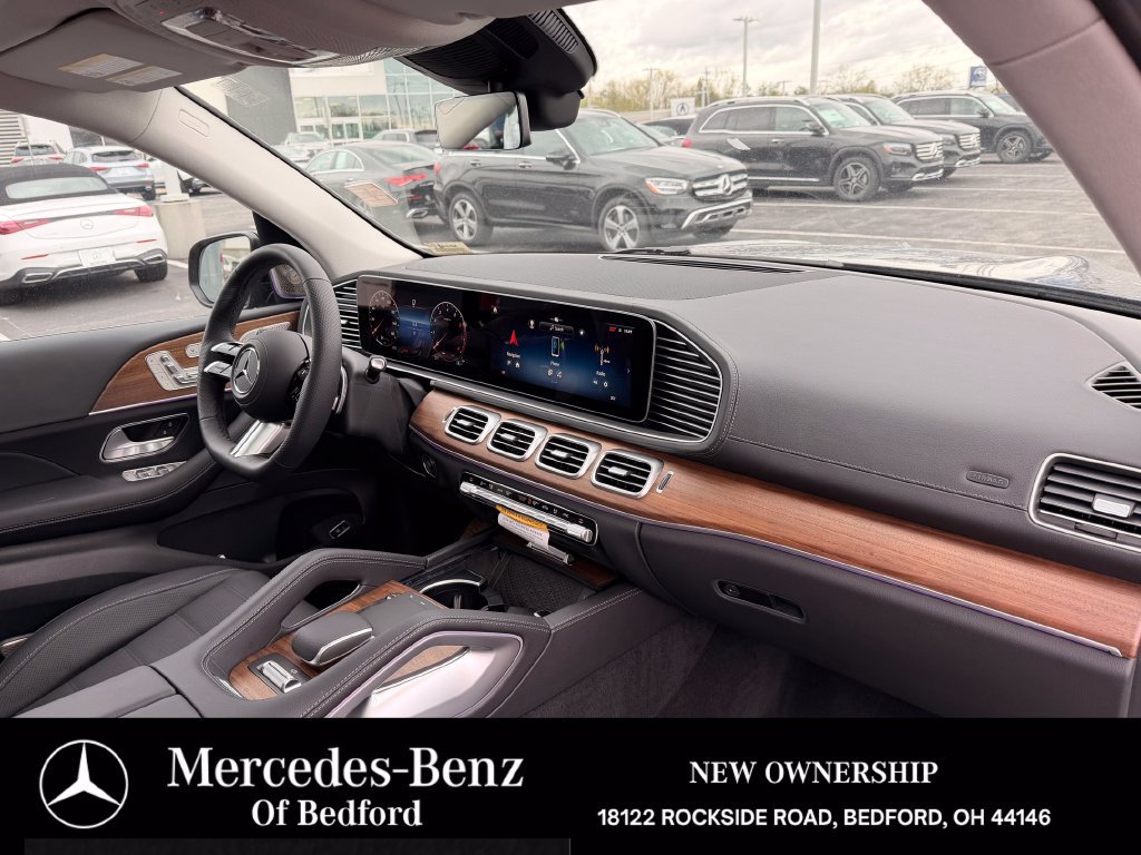 Used 2026 Mercedes-Benz GLS 450 4MATIC image 35