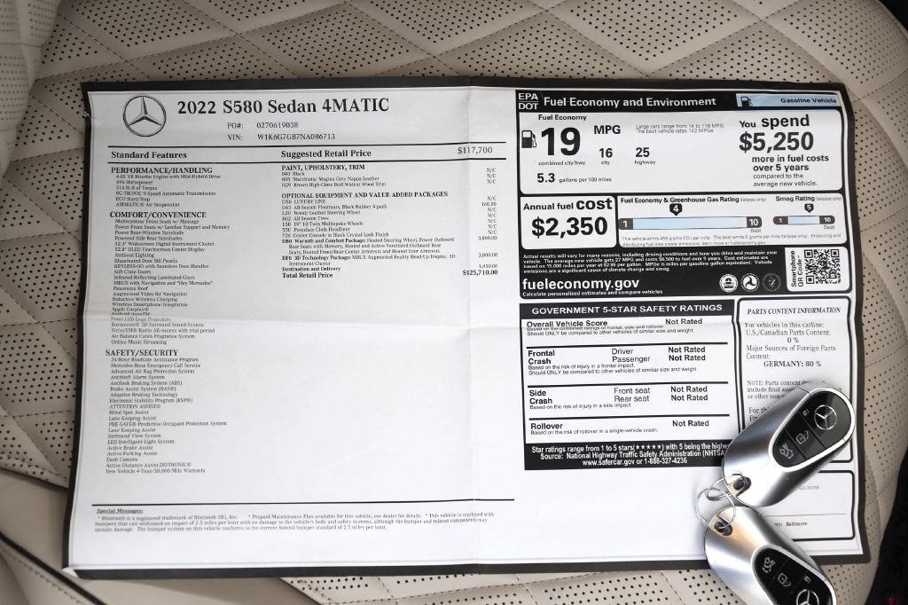 Used 2022 Mercedes-Benz S 580 4MATIC Sedan w/ Warmth & Comfort Package image 96