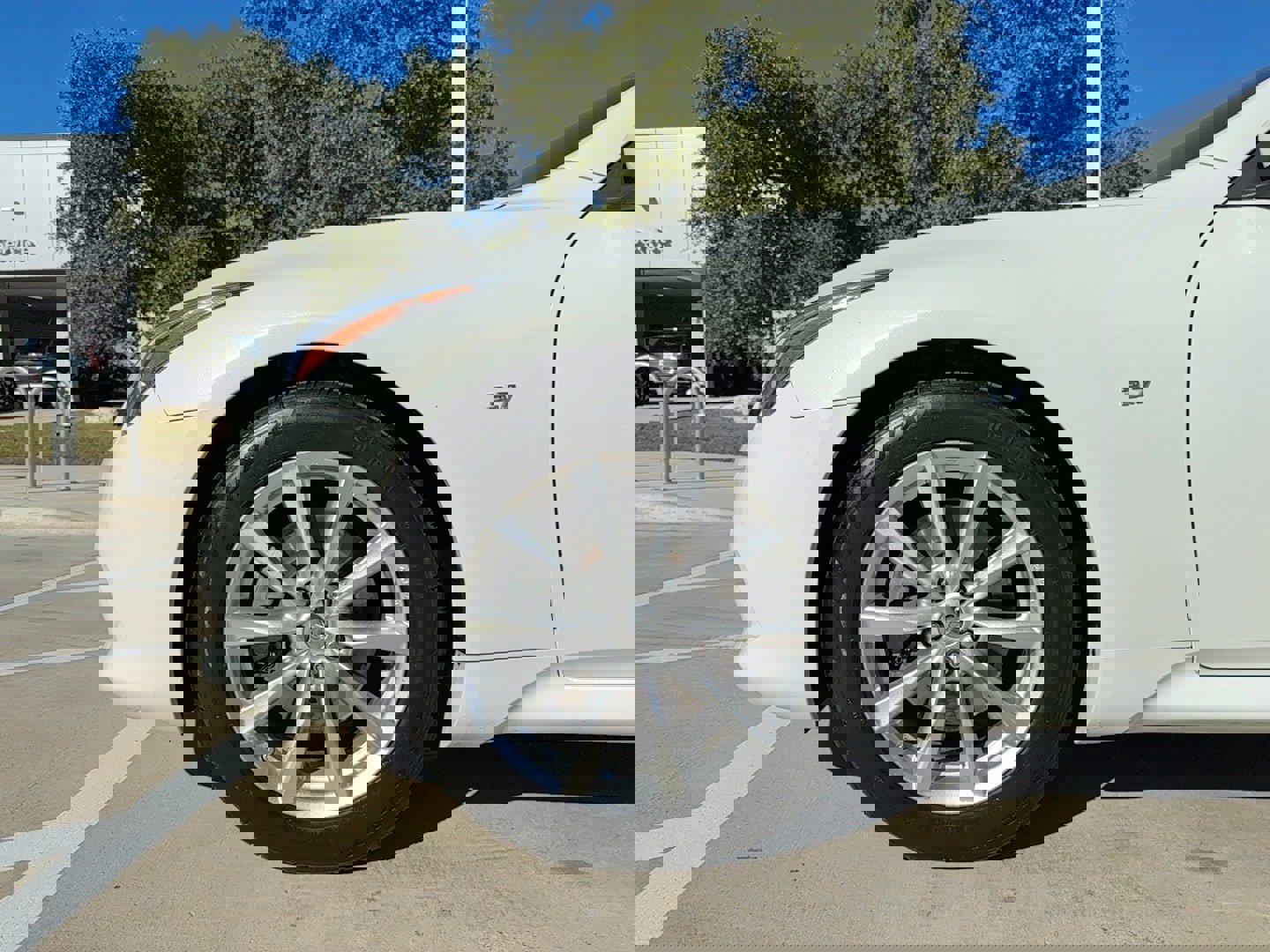 Used 2014 INFINITI Q60 Journey w/ Premium Package image 9