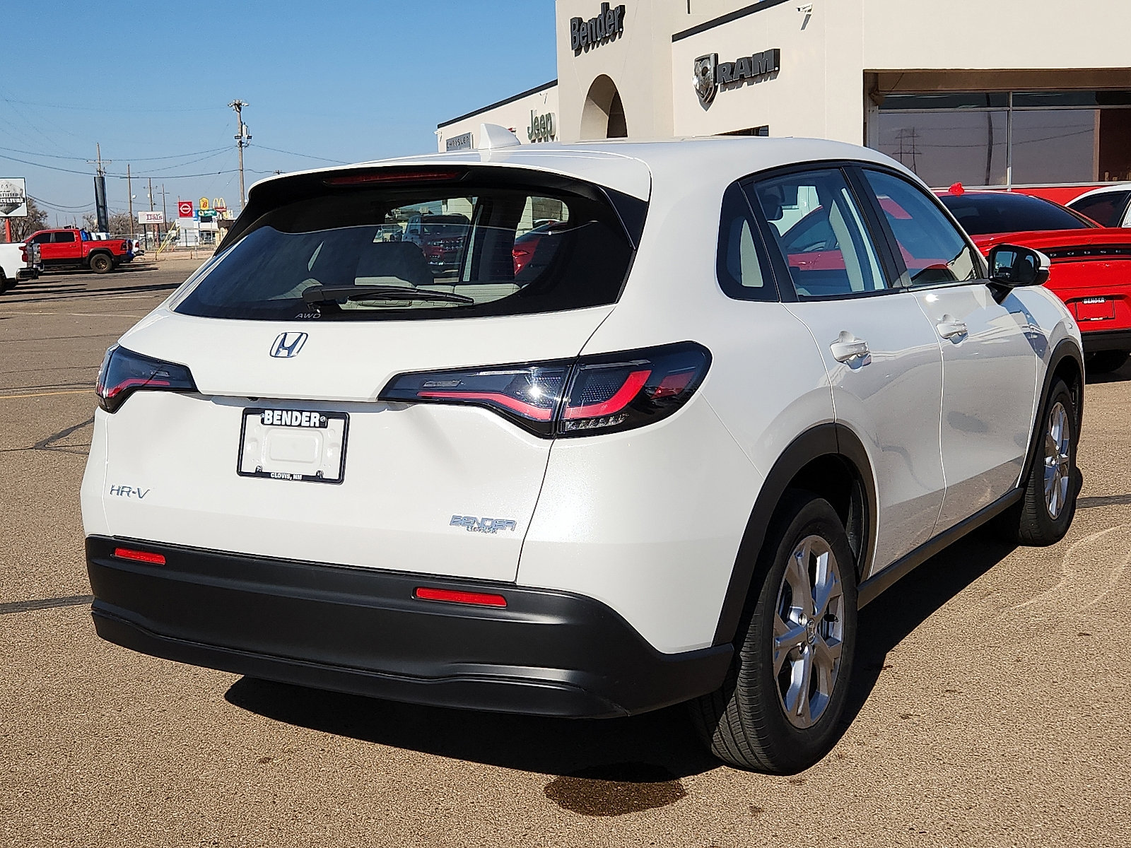 Used 2025 Honda HR-V LX image 4