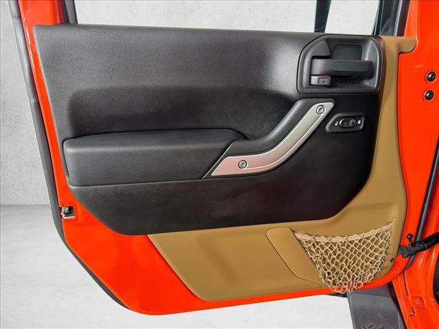 Used 2015 Jeep Wrangler Unlimited Sahara AWD/4WD image 11