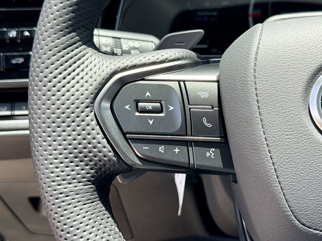 New 2026 Lexus TX 500h AWD image 26