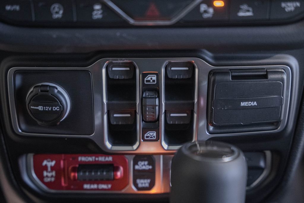 New 2026 Jeep Gladiator Rubicon image 24